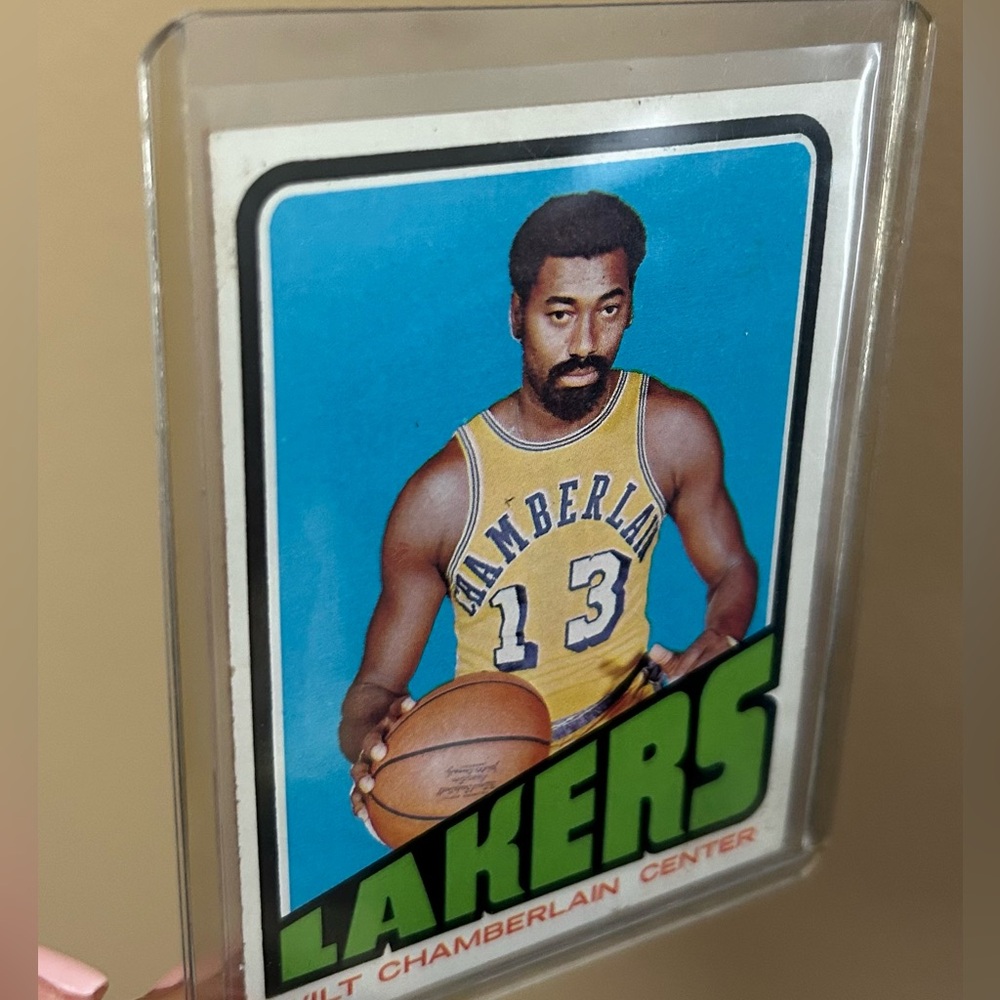 1972-73 Wilt Chamberlain LA Lakers Basketball Card Vintage Rare - Picture 4 of 6